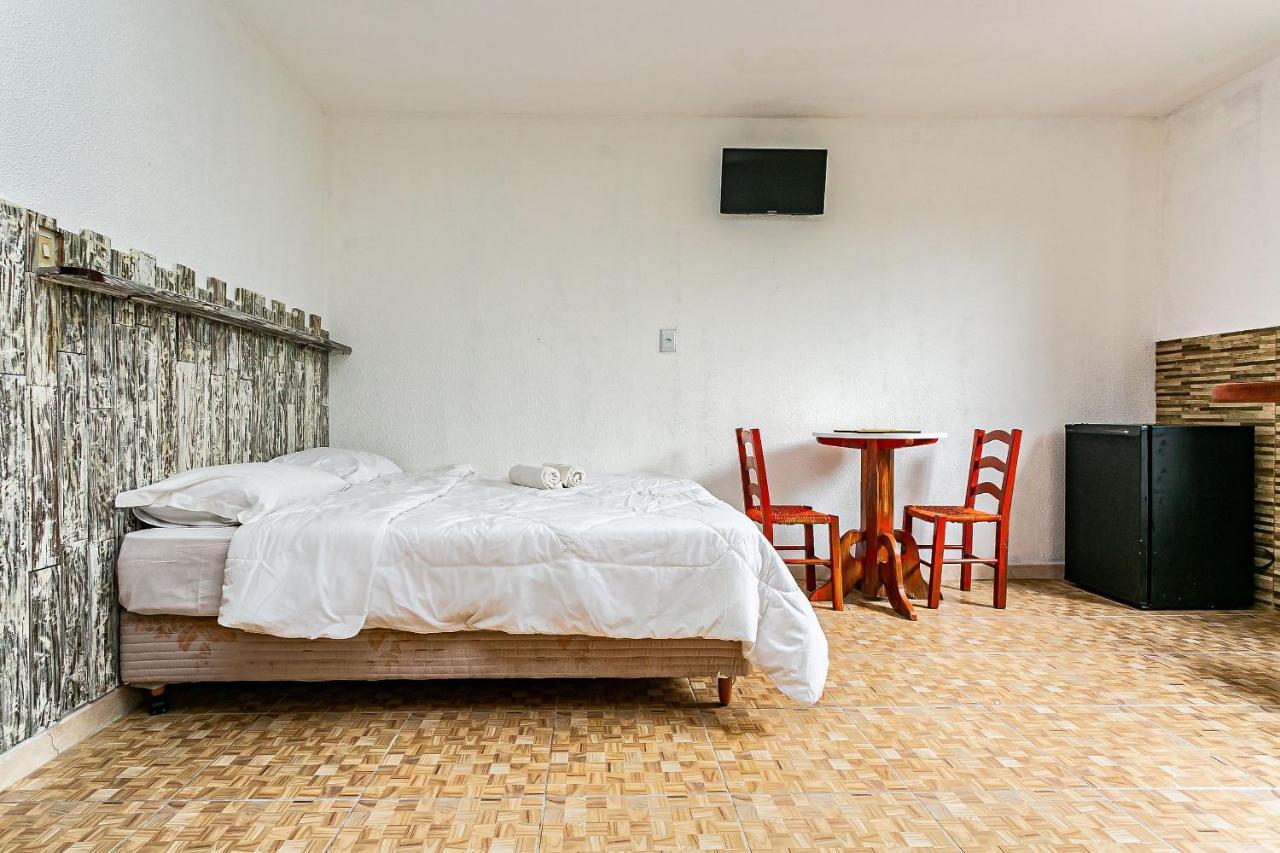 Studios Duplos E Individuais 450M Da Praia Rai Флорианополис Экстерьер фото