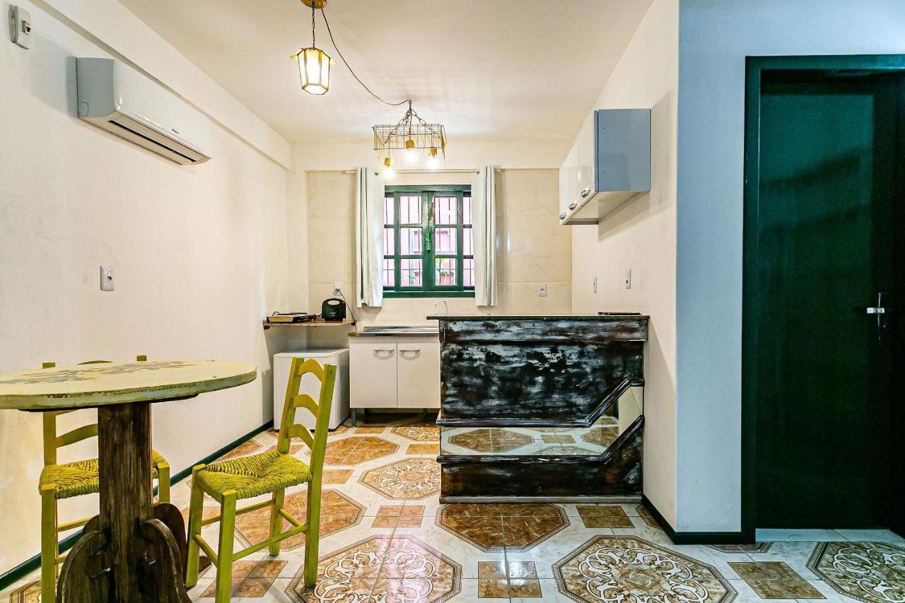 Studios Duplos E Individuais 450M Da Praia Rai Флорианополис Экстерьер фото