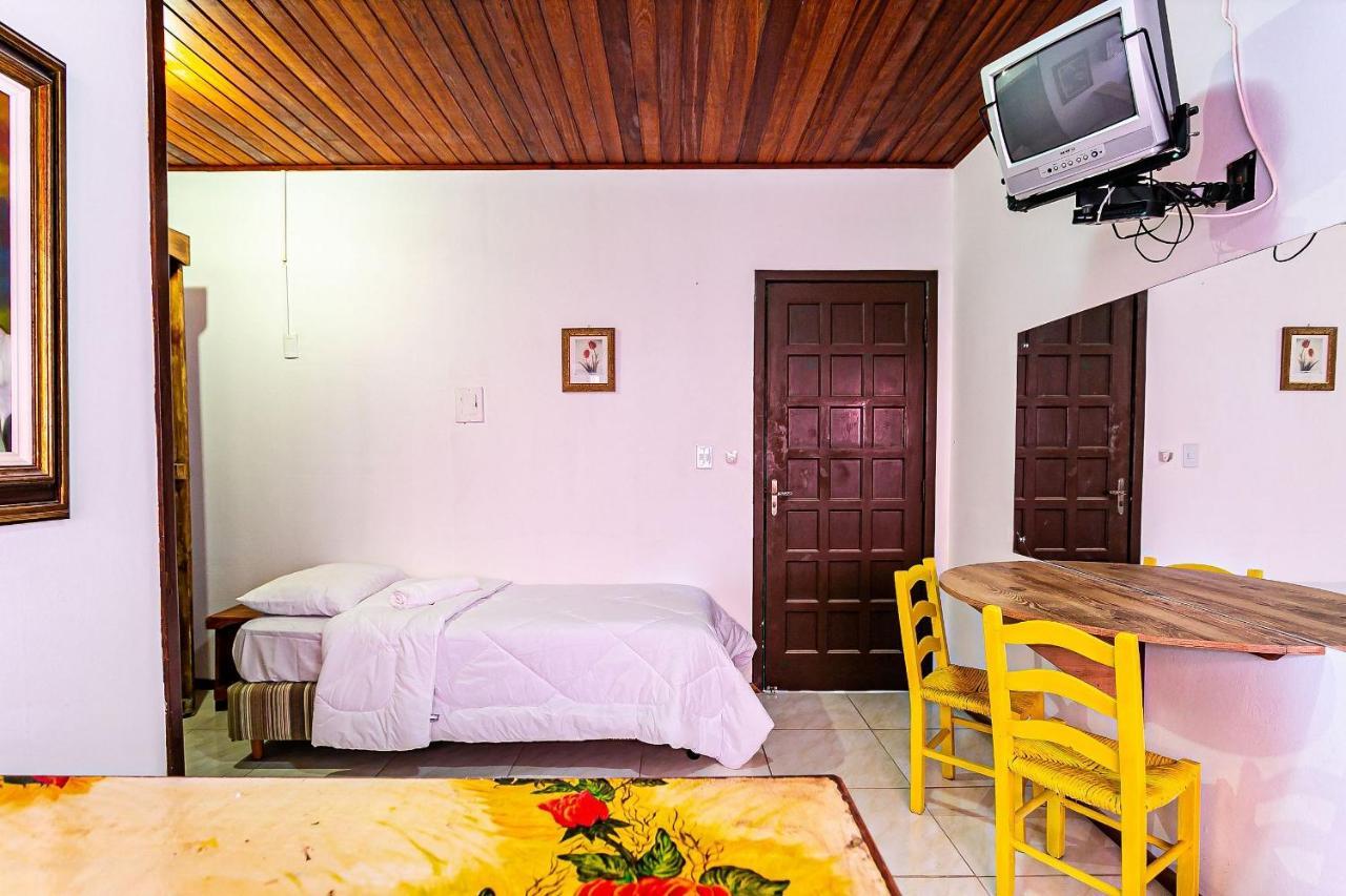Studios Duplos E Individuais 450M Da Praia Rai Флорианополис Экстерьер фото